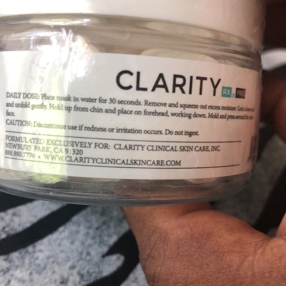 Clarity Infuse It Pop-Up Masks - White - Picture 5 of 12